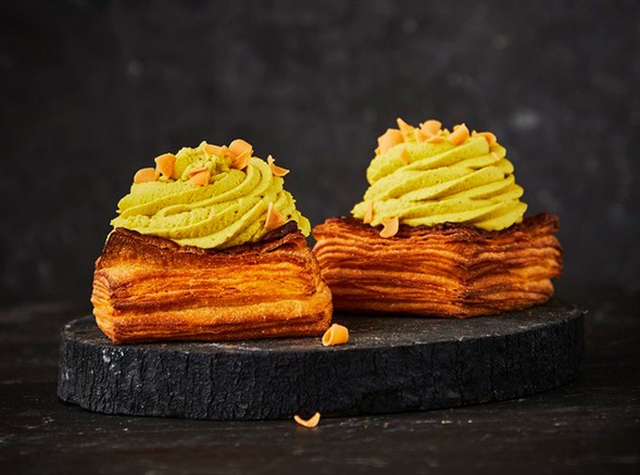 Signatur fastelavnsbolle med pistaciemousse